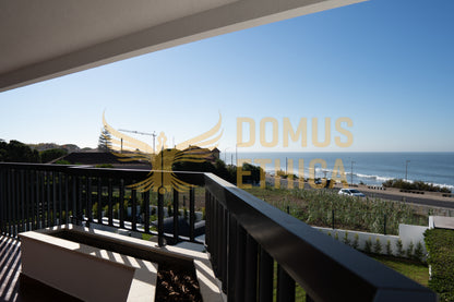 Unique 3-bedroom house on the seafront, Parede, Cascais